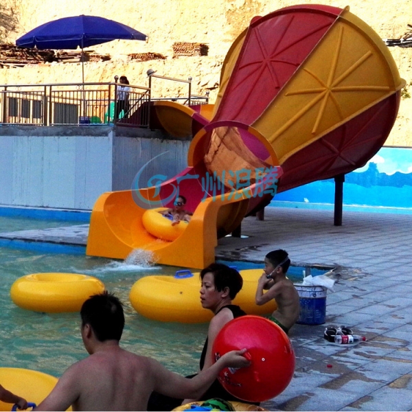 水上樂園設(shè)備-小喇叭滑梯
