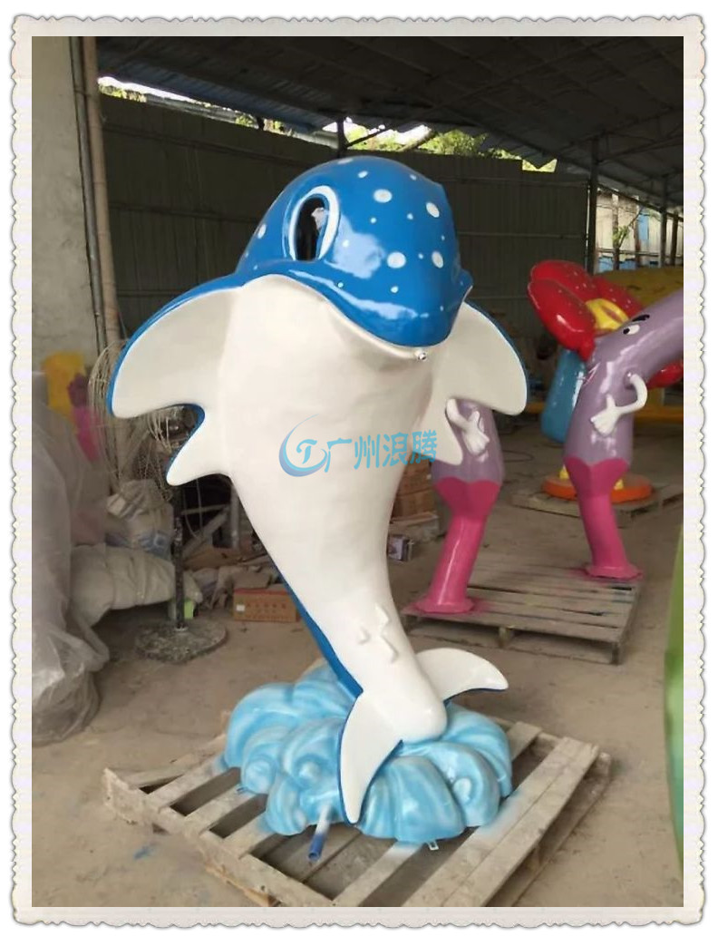 水上樂園設(shè)備-海豚噴水